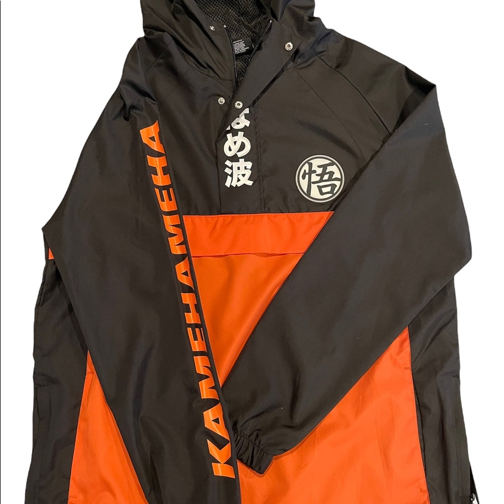 Box Lunch Dragon Ball Z wind breaker *SIZE LARGE* NEW !
